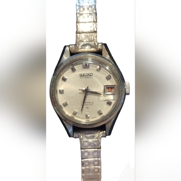 Seiko Ladies Watch - Picture 3 of 8